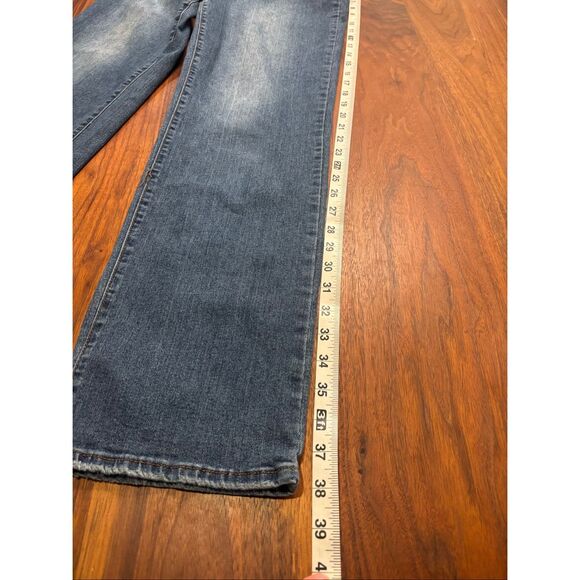 Urban Rise Boy’s Blue Denim Mid-Rise Straight Leg Jeans Medium Wash Size 16 - Picture 4 of 7